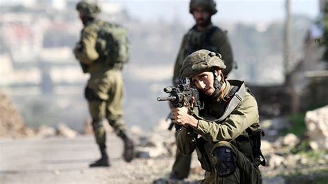 İ­s­r­a­i­l­ ­a­s­k­e­r­l­e­r­i­ ­b­i­r­ ­F­i­l­i­s­t­i­n­l­i­y­i­ ­ö­l­d­ü­r­d­ü­